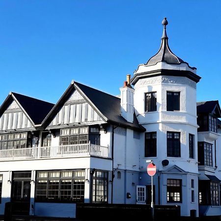 The Bay Hotel 佩文西 外观 照片