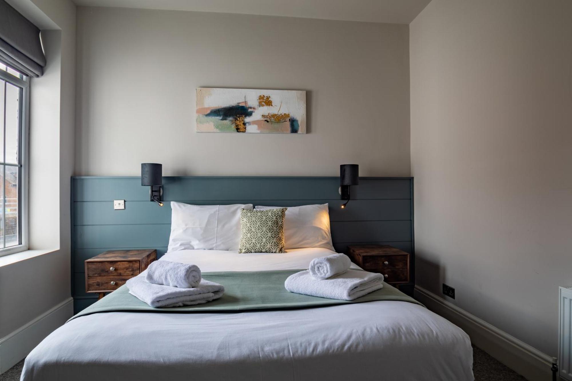 The Bay Hotel 佩文西 外观 照片