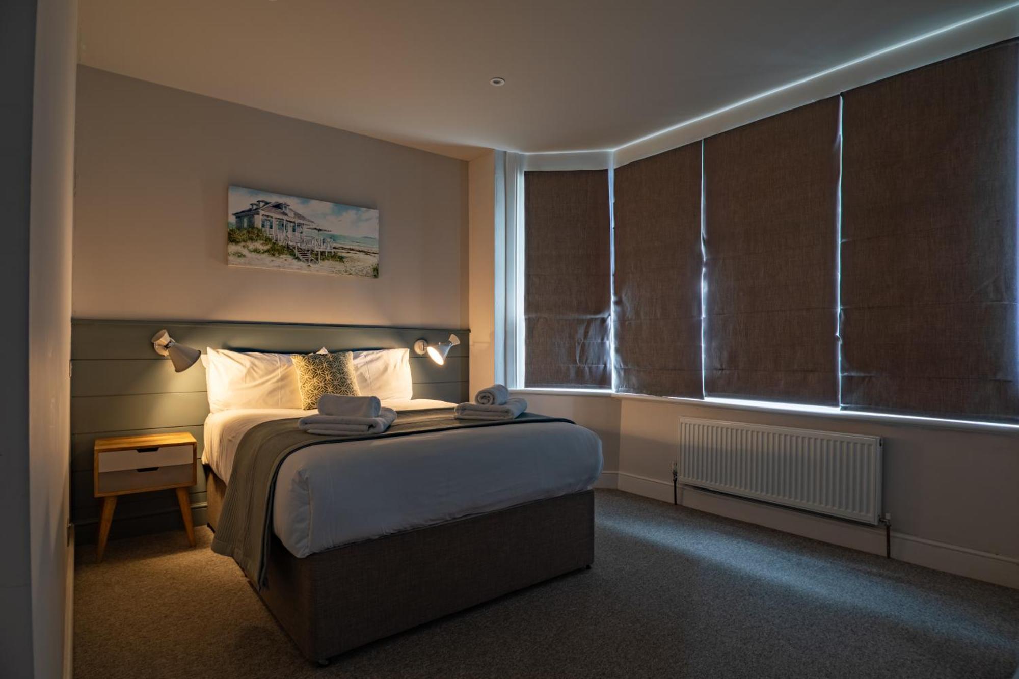 The Bay Hotel 佩文西 外观 照片