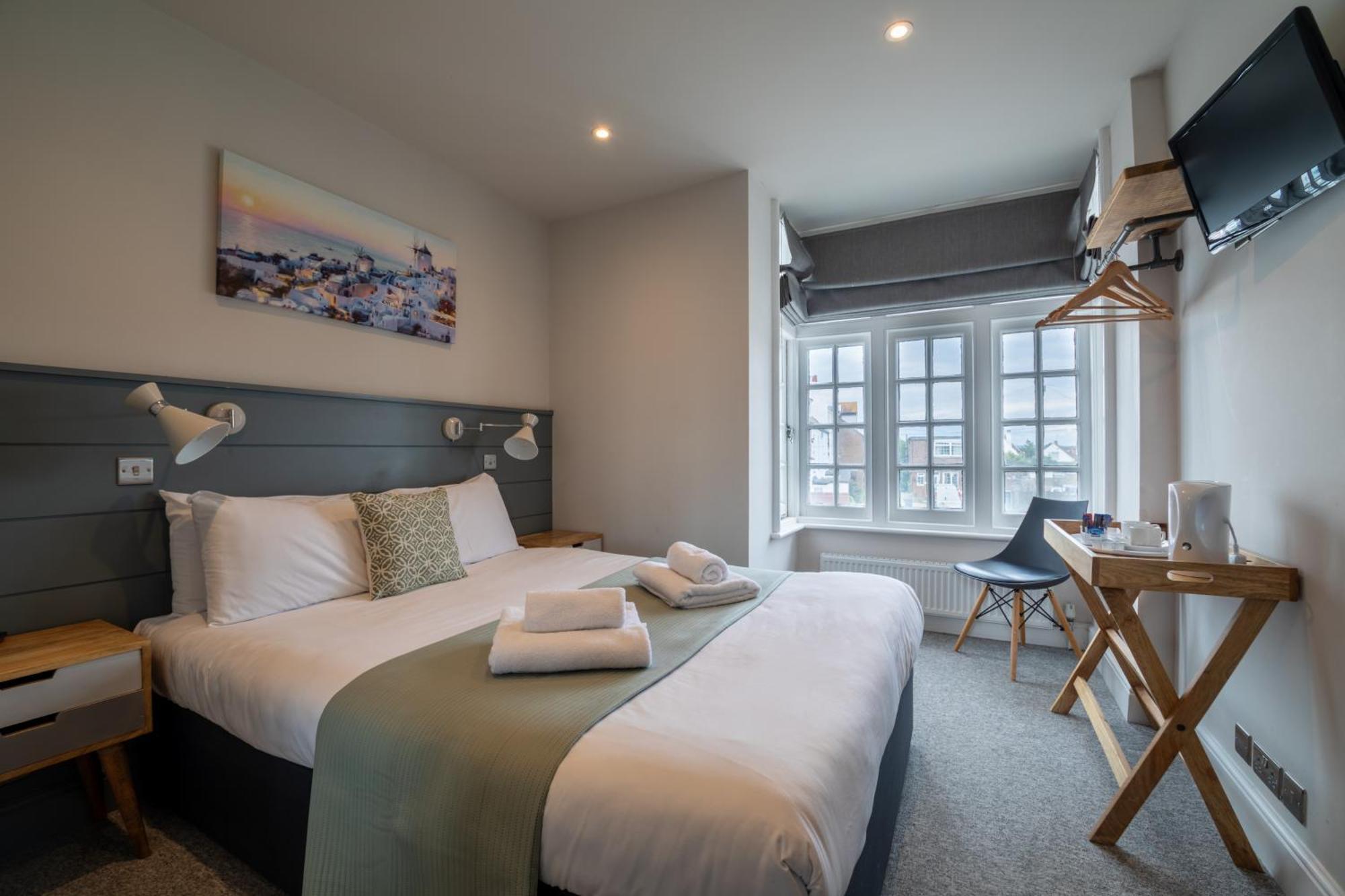 The Bay Hotel 佩文西 外观 照片