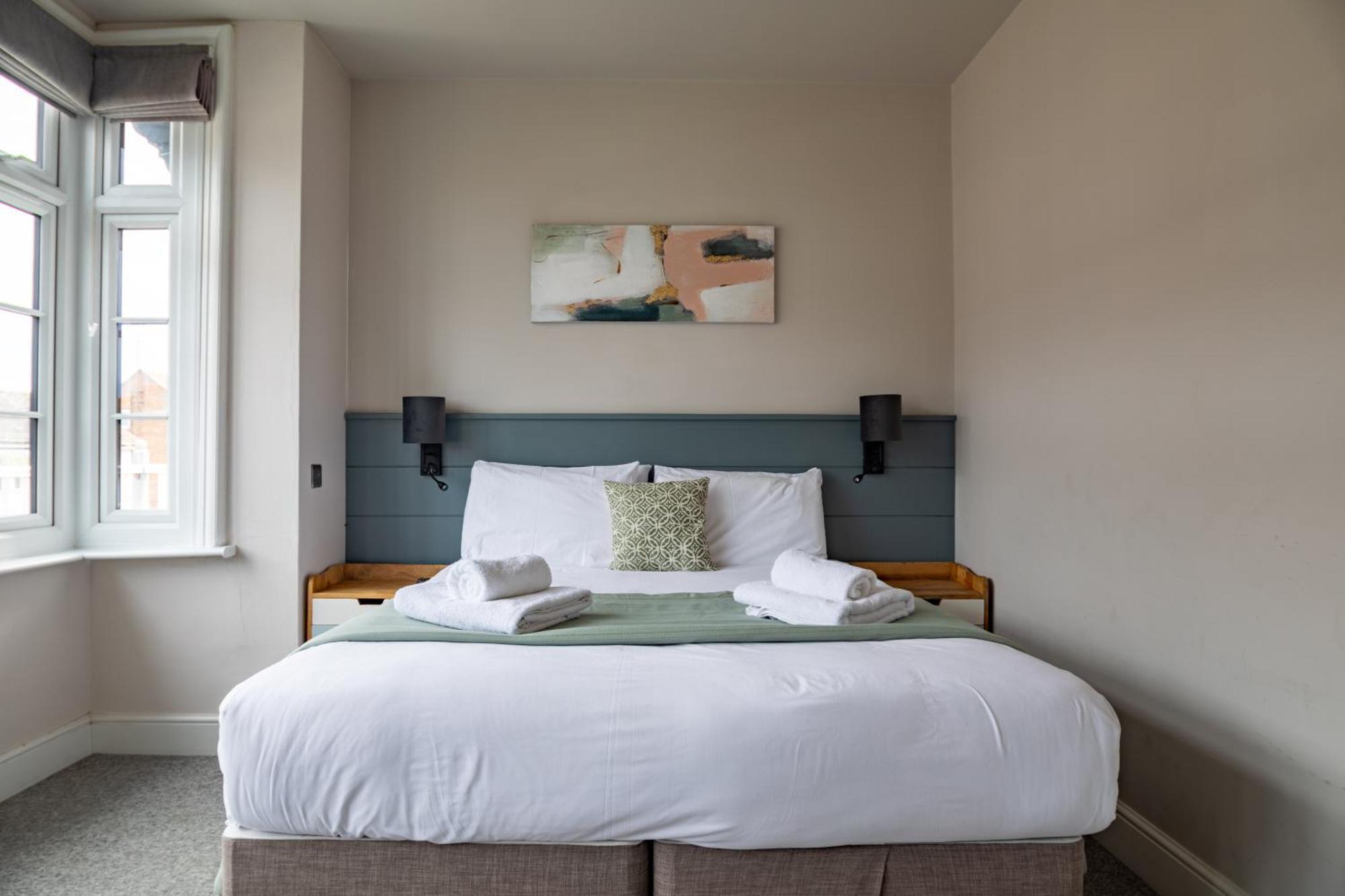 The Bay Hotel 佩文西 外观 照片