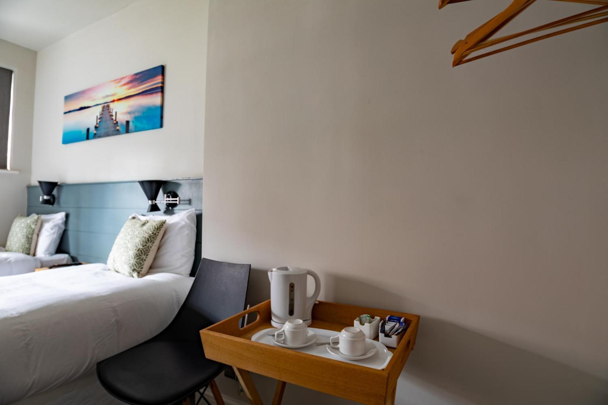 The Bay Hotel 佩文西 外观 照片